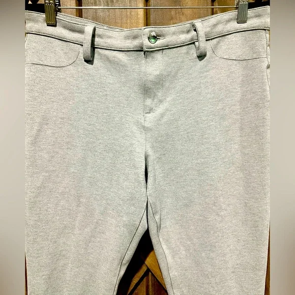 EUC Calvin Klein Light Gray Skinny Ankle Stretch Pants Sz L - Picture 15 of 16